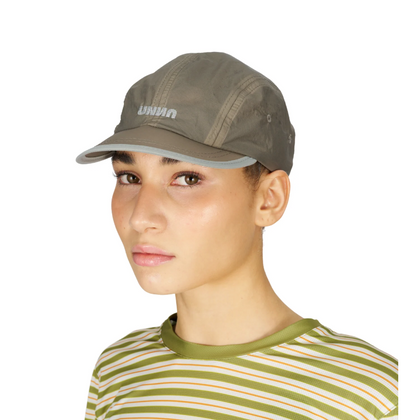 UNNA Smiles Run Cap